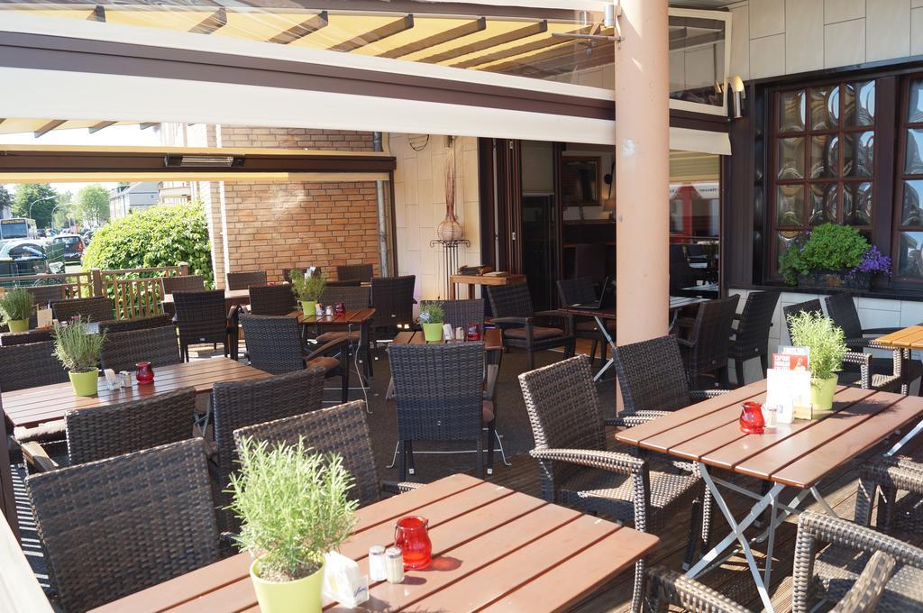 Akazienhof Hotel & Brauhaus Koln Bagian luar foto